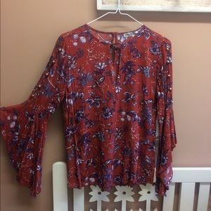 NWT Macy’s Gypsies & Moondust top